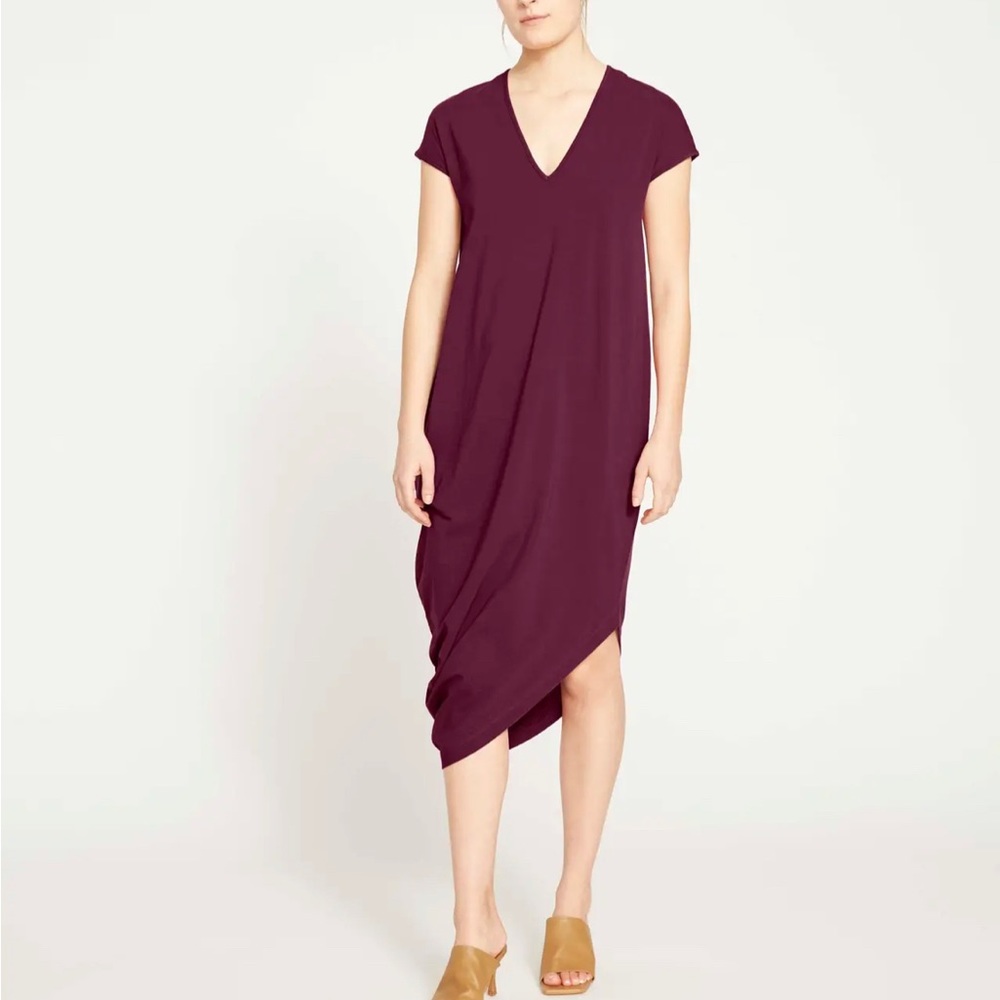 Universal Standard V Neck Geneva Dress in Jam size L (22/24)